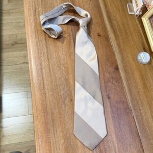 Calvin Klein Tan and Cream Men's Tie